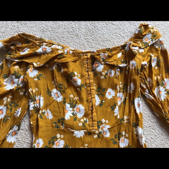 Forever 21 Golden Yellow Floral Off Shoulder Dress - Picture 4 of 10